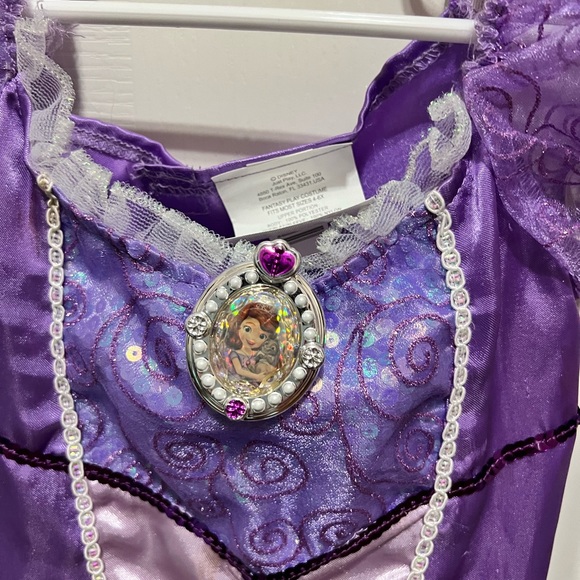 Girls Princess dress - Picture 3 of 6